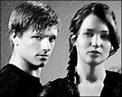 Peeta et Katniss sont de quel district ?
