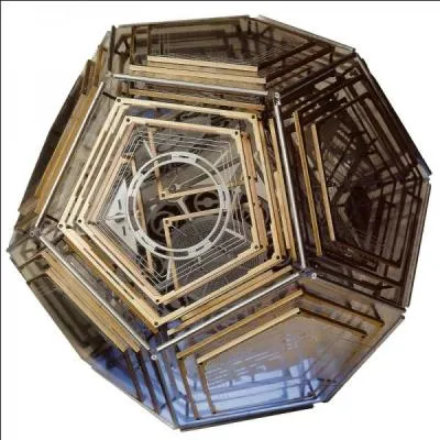 Sur quel objet se base-t-il principalement pour élaborer sa "Règle des Deux" ?