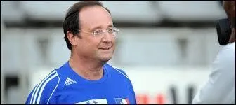 Cet homme est-il un joueur de foot ?