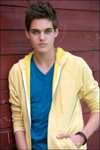 Plus compliqué ! Où est-il né ?