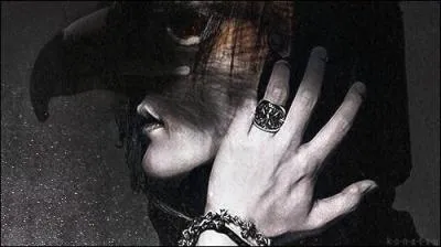 Quelle est la date de l'anniversaire de Uruha ?