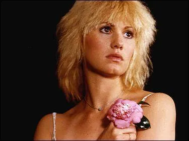 Elle a valsé avec Gérard et Patrick.