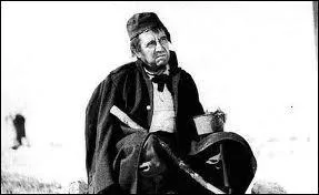 Qui est l'auteur du roman "Le Colonel Chabert" ?