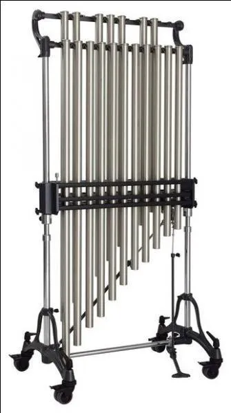 "If I have a hammer", dirait Richard Anthony... Cet instrument-l&agrave; se joue avec un marteau, effectivement ! Mais pour l'appeler, que d&icirc;tes-vous ?