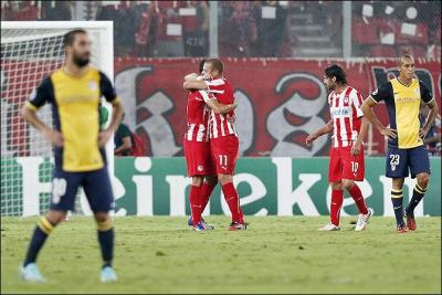 Phase de poules, l'Olympiakos s'impose face au vice-champion d'Europe, l'Atlético Madrid. Quel est le résultat ?