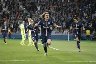 Phase de poules, le Paris SG s'impose face au FC Barcelone, qu'il retrouvera en quarts. Quel est le résultat ?