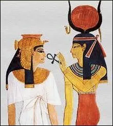 Fait incroyable : Néfertari fut divinisée lors de son vivant et non après sa mort. Quelle déesse incarnait-elle ?