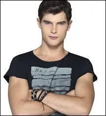 Diego et son père vont ouvrir un studio comment s'appelle-t-il ?