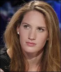 Nageuse française née à Nice le 28 octobre 1989, disparue le même jour que la sportive de la question 11. Médaillée d'or, d'argent et de bronze aux JO de Londres en 2012.