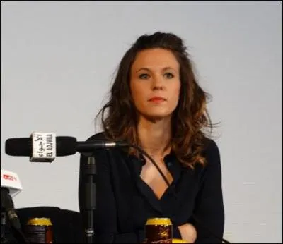 En 2015, Lorie est à l'affiche du film "Les Portes du soleil" qui est un film ...