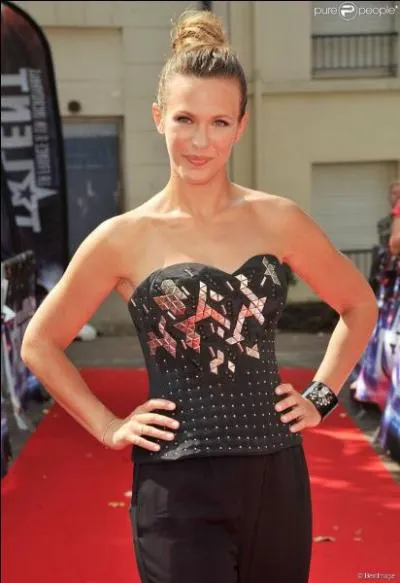 En 2014, Lorie intègre le jury de "La France a un incroyable talent" sur M6 pour la saison ...