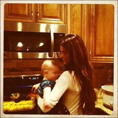 Comment se nomme-t-elle ? (sa soeur)