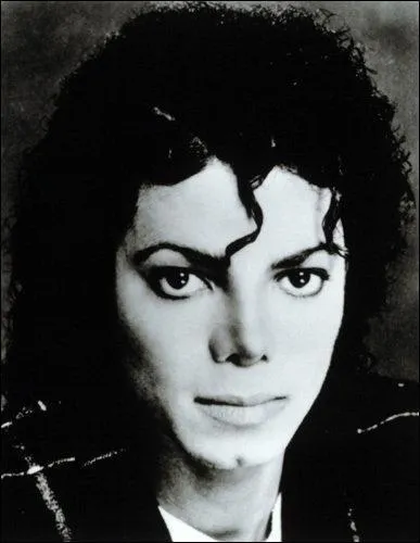 Quel est le signe astrologique de Michael Jackson ?