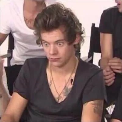 Avec quel membre du groupe était-il (soi-disant) en couple ?