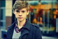 Quel acteur joue le rôle de Newt ?