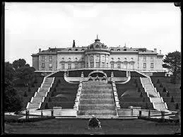 En 2012, combien d'habitants compte-t-on dans les Yvelines ?