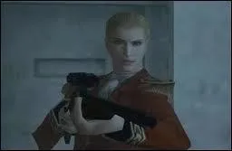 Qui inflige des blessures à Alfred Ashford qui finissent par lui être fatales ?