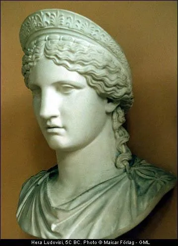 Je suis la femme de Zeus et la déesse protectrice.
Qui suis-je ?