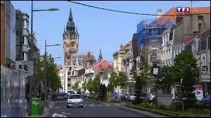 Nous partons à la découverte de Calais. Connue entre autres pour sa dentelle, elle se situe dans le département ...
