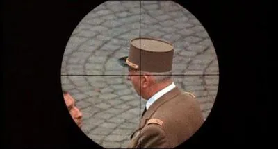 Quel était le nom de code du tueur à gages, engagé par les commandos de l'OAS, chargé de tuer de Gaulle ?