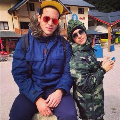 Comment s'appelle le nouveau qui veut à tout prix Violetta ?