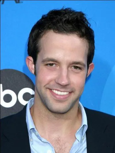 Qui est-ce et sa série ?