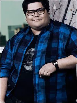 George est extrêmement doué dans quel domaine ?