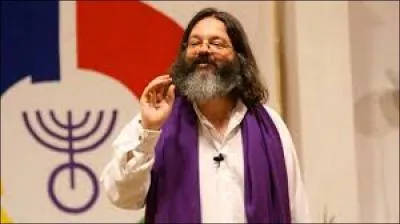 Olivier Martin s'est autoproclamé "fils du Soleil", groupe qui vénère des "archanges" ainsi que des divinités égyptiennes ; installés au Québec ils ne seront jamais inquiétés par les autorités. Quelle est cette secte ?