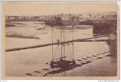 Ce pont roulant métallique, construit en 1873 en Île-et-Vilaine a été fermé en 1923, il se trouvait à :