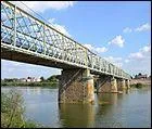 Ce pont routier en treillis de 212 m de long, construit sur la Loire en 1882, dans le d&eacute;partement de la Loire-Atlantique est le pont de :