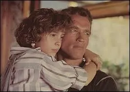 Cet ancien colonel coule aujourd'hui des jours heureux avec sa fille de 12 ans qui se fera enlever par le général Arius, un dictateur déchu, et qui demandera comme rançon l'assassinat de l'actuel président du Valverde. Qui est ce personnage ?