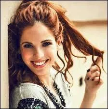 Qui interprète Camila ?