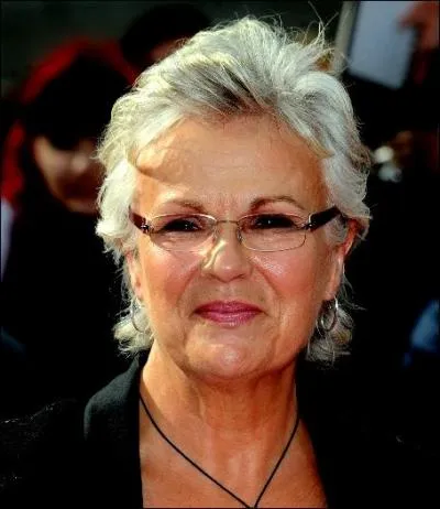 18. Julie Walters (24 pts)
Quel est le passe-temps de cette actrice considérée comme l'une des meilleures de son pays ?
