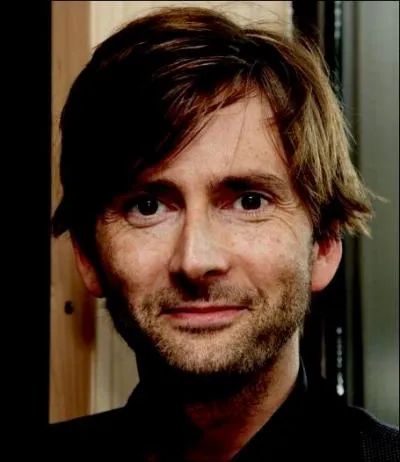 25. David Tennant (8 pts)
Déclinez la véritable identité de David Tennant :
