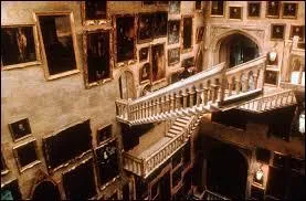 Que font les escaliers ?