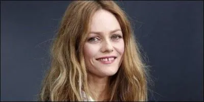 En avril 1987, quel titre a lancé la carrière de Vanessa Paradis ?