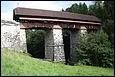 Ce pont couvert en bois est piétonnier ; il a été construit en 1717 à Rothenburg et il se nomme :