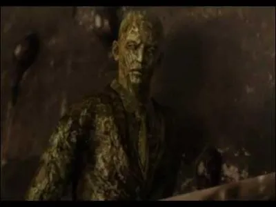 Quelle est la différence entre James Marcus de Resident Evil 0 et celui de ce jeu ?