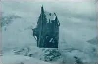 Voici le lieu dénommé La cabane hurlante, c'est dire si c'est peu engageant ! Quelles assertions sont vraies à ce sujet ?