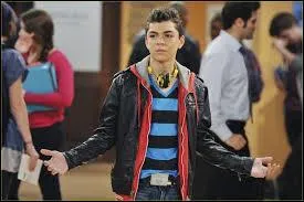 Comment s'appelle le meilleur ami de Ty ?