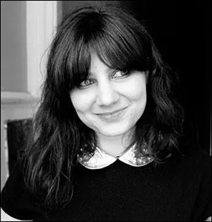 Cette série est inspirée d'un livre de :    