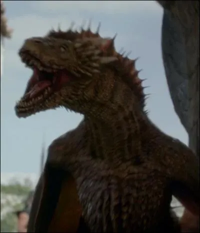 Dragon de Daenerys aux écailles crème et or, il s'agit de  :