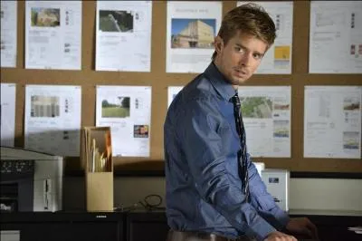 Quelles sont les deux personnes qui se rapprochent dans ce même épisode ?