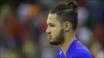 Quel est le nom de la franchise NBA dans laquelle évolue le Français Evan Fournier pendant la saison 2014-2015 ?