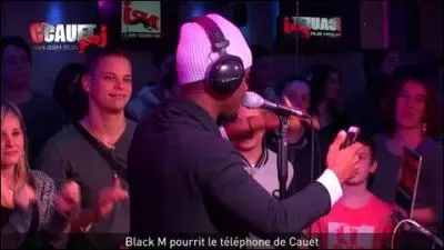 Black M pourrit le telephone de...