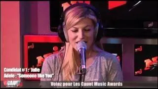 Comment s'appelle la mère de Julie ?