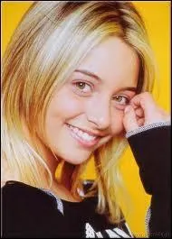 Où se déroule l'action du clip "Teste-moi, déteste-moi" de Priscilla ?