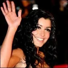 Où se déroule l'action du clip "Tourner ma page" de Jenifer ?