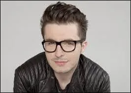 Qui est ce chanteur ?