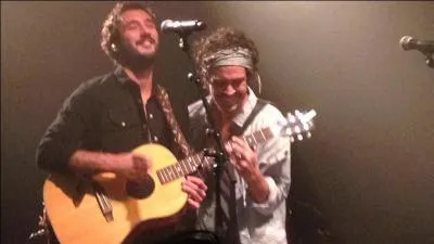 Où et grâce à qui ont-ils chanté à deux la première fois ?